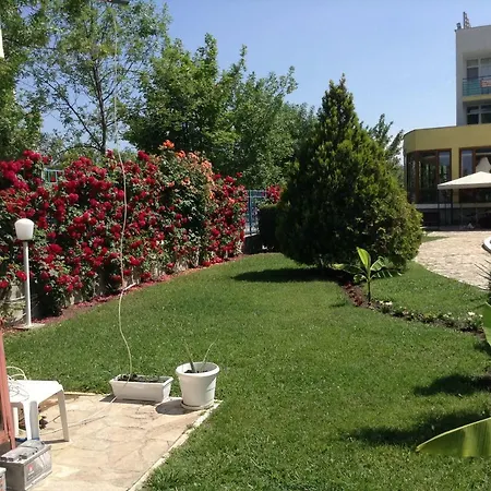 Студия В Элит 3 Apartman